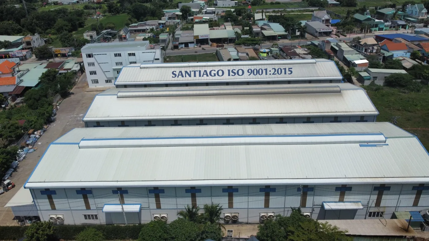 Nhà máy sản xuất tôn ngói nhựa Santiago đạt ISO 9001:2015